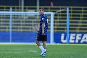 乐鱼体育-记者：国米将与19岁中场贝伦布鲁赫续约至2029年